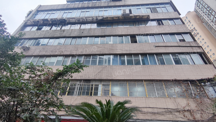 联通大厦外景图