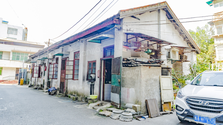 湖北经济学院小区外景图