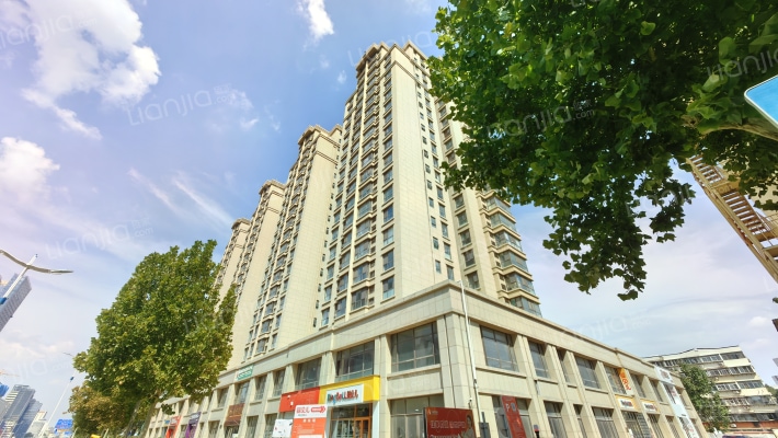 国大太阳都市广场外景图