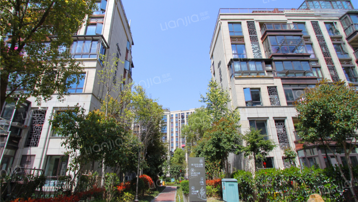 中铁逸都2期外景图