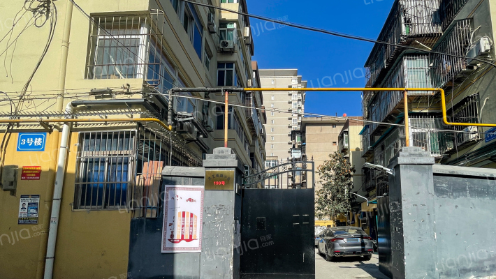 文艺南路190号外景图