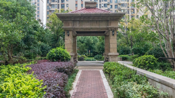 城开珑庭外景图