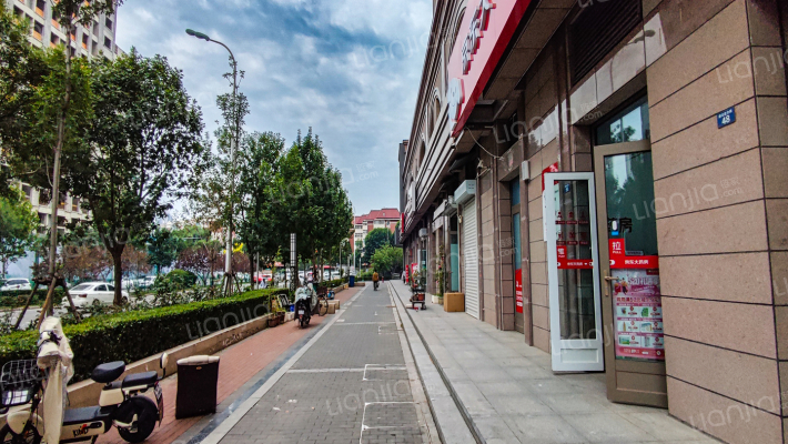 朝阳领御外景图