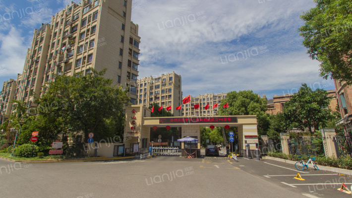 绿地金山名邸（别墅）外景图