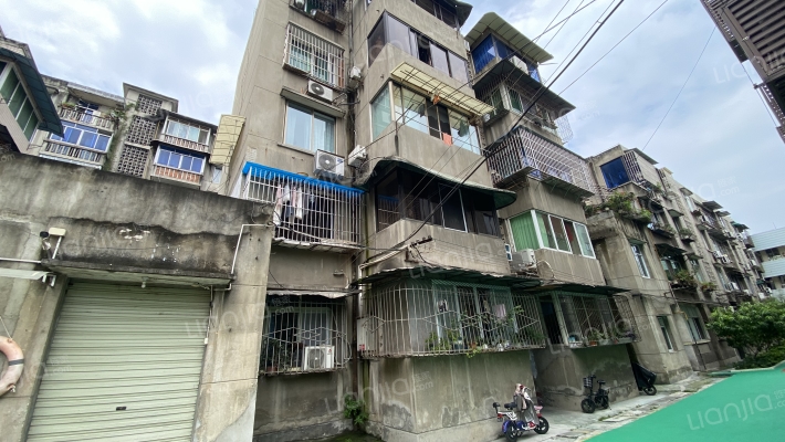 西街98号外景图