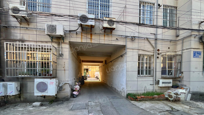 翠堤春花园外景图