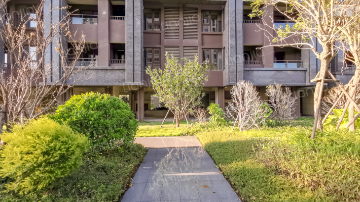 福晟钱隆双玺外景图