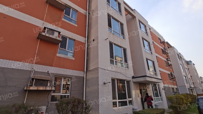 万科花园新城外景图