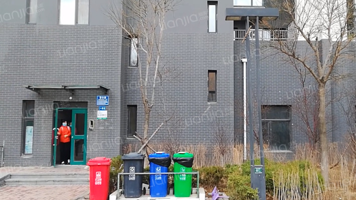 新兴花园外景图