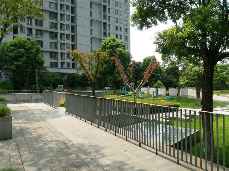 银爵世纪小区实景 19