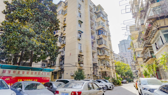 交通厅宿舍外景图