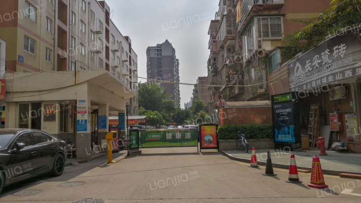 金鹭花园外景图