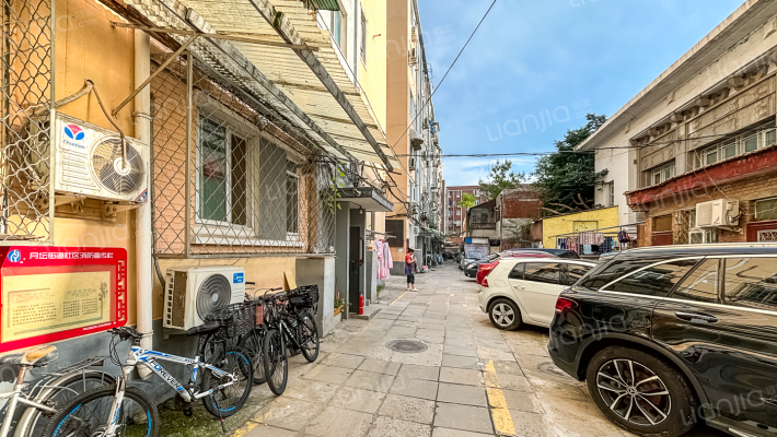 真武庙三条一号院外景图