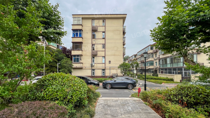 翠华南路社区外景图