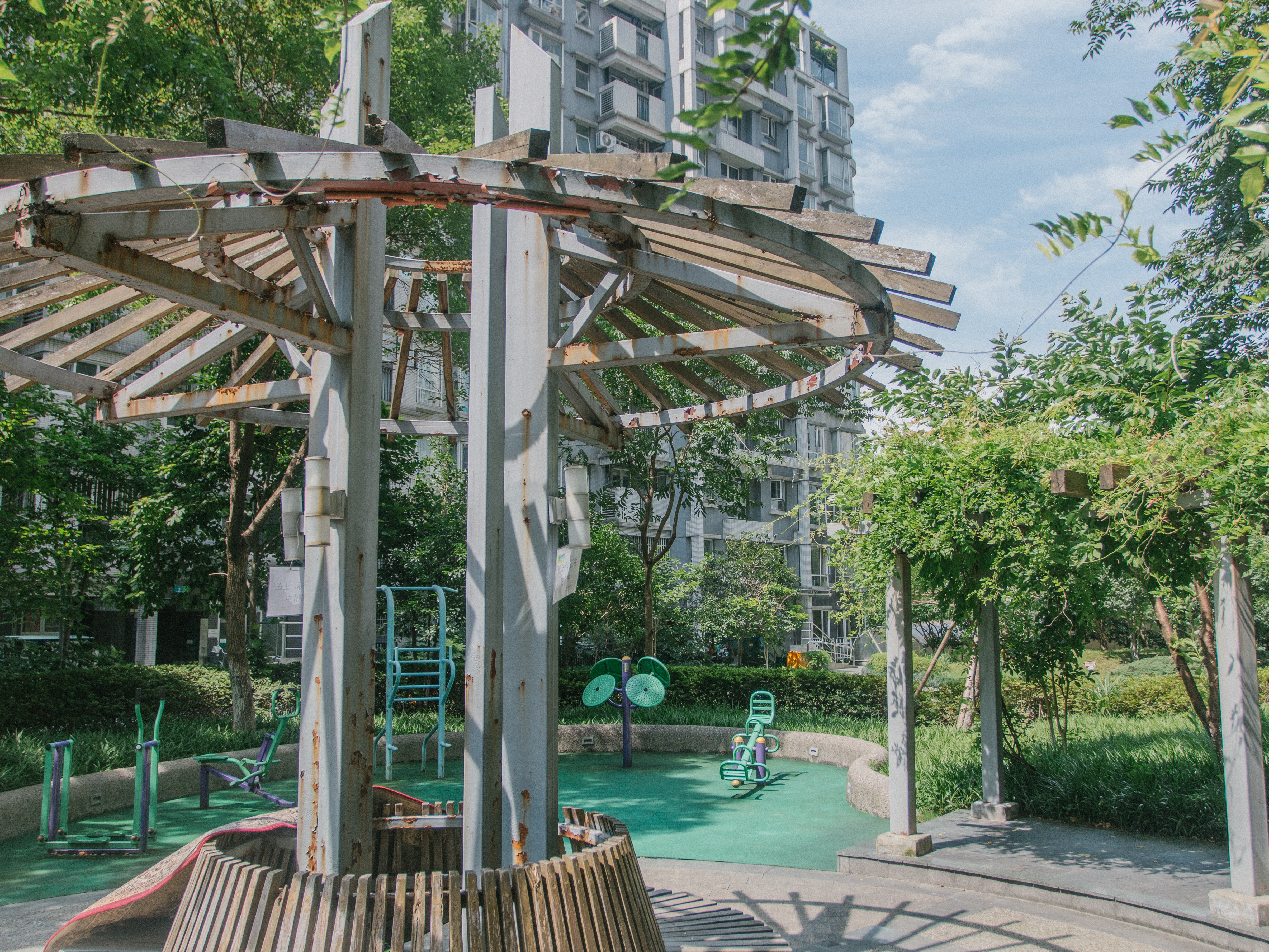 现代名苑小区实景 27