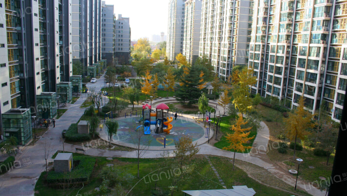 京汉旭城外景图