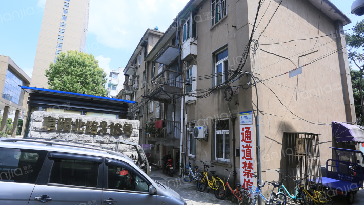 省地矿经济开发区公司宿舍楼外景图