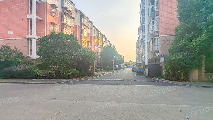 栖径名苑外景图