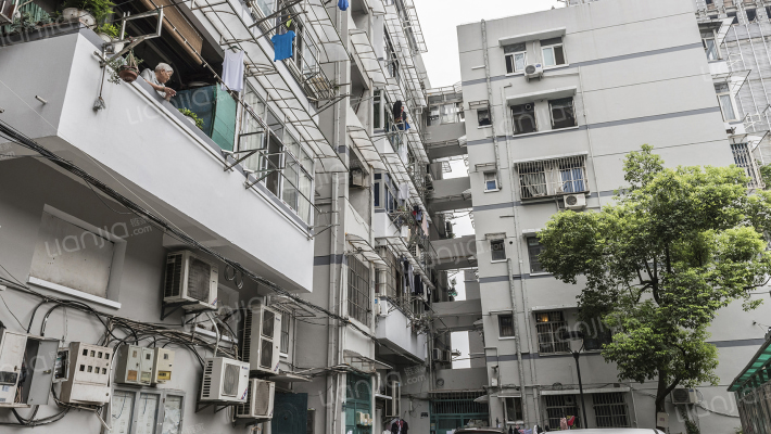 环北新村外景图