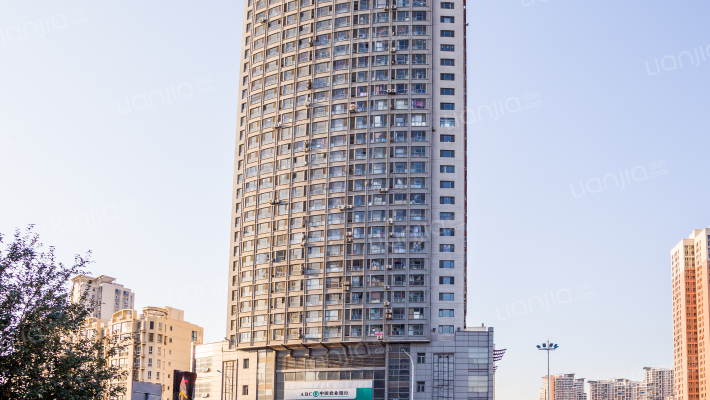 万春美钻大厦外景图