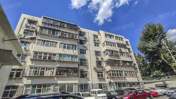 燕子山路39-1号院外景图