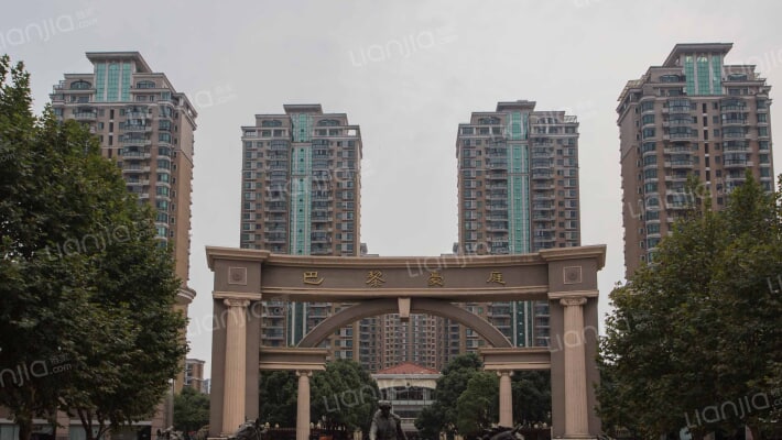 巴黎豪庭外景图