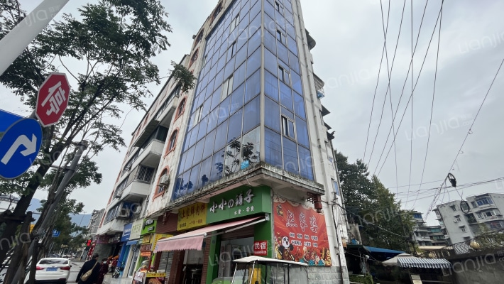 天乙街143号外景图