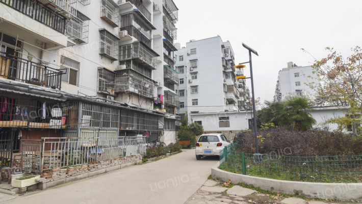 新江岸四村外景图