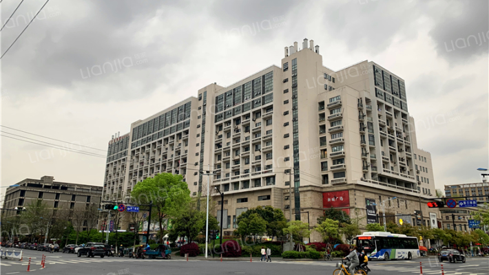 新城广场外景图