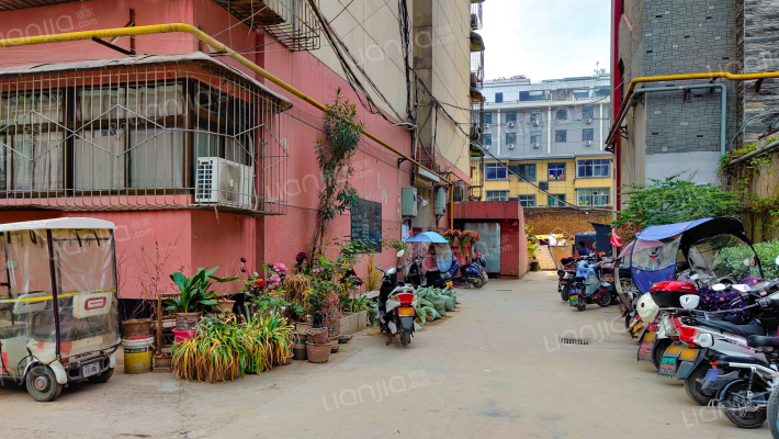 物资贸易中心小区外景图