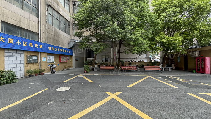 世纪大厦外景图