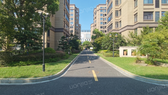 阳光城市公寓外景图