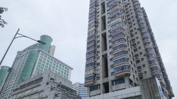 和平大厦外景图