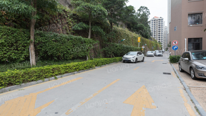 源泉山庄精品公寓外景图