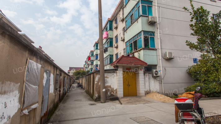 梅堰小区外景图