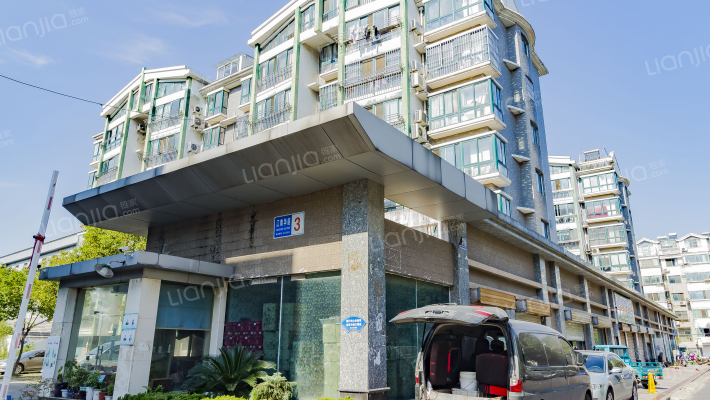 江南华庭外景图