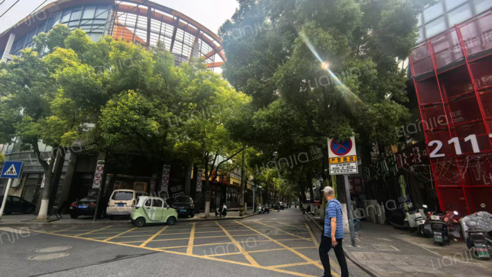 千秋桥街外景图