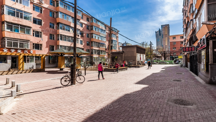 七彩阳光外景图