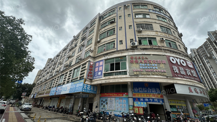 时代阳光公寓外景图