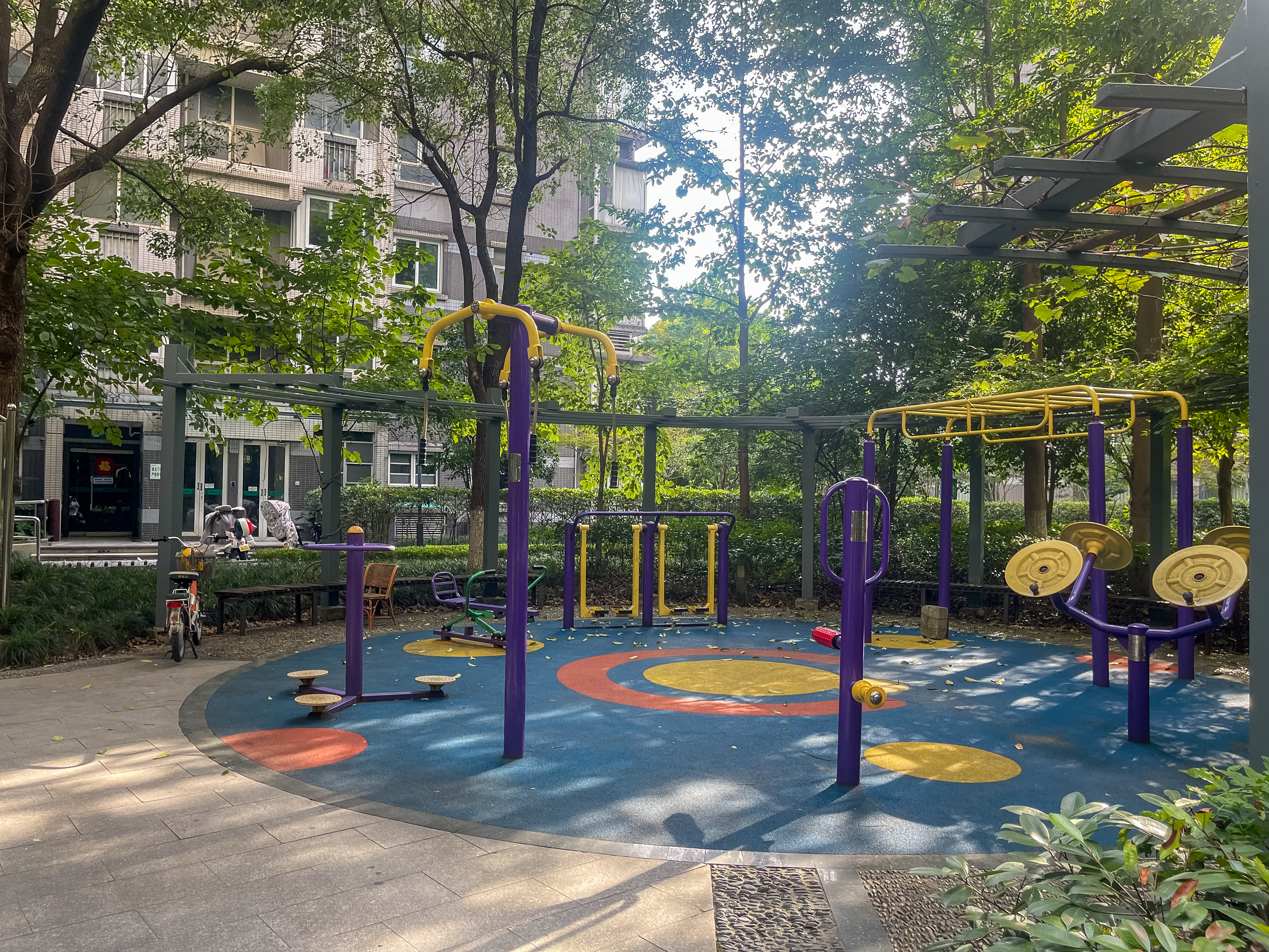现代名苑小区实景 19
