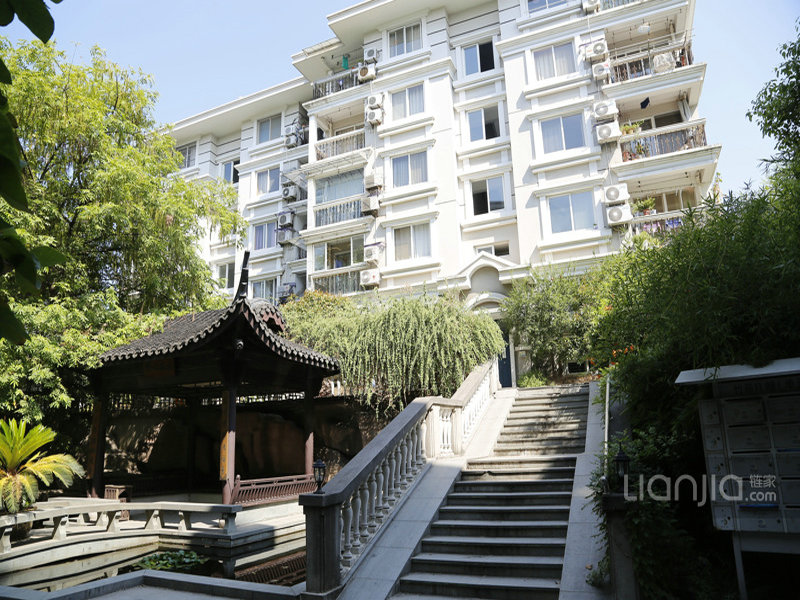 Yijing Yuan compound photo 6