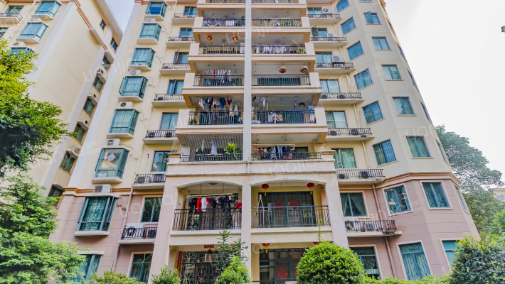 东湖花园六号小区外景图