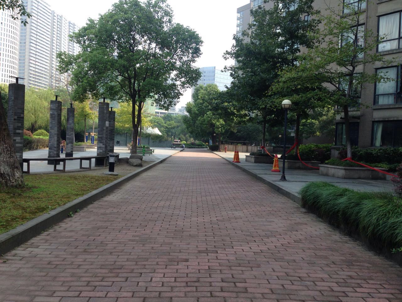 Linjiang Garden compound photo 22