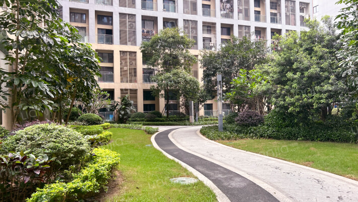 绿地未来城青年家园外景图