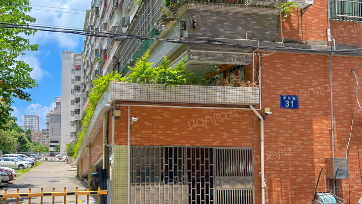 泰华花园百和楼外景图