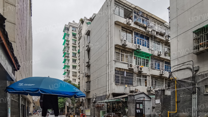 中山中路156号外景图