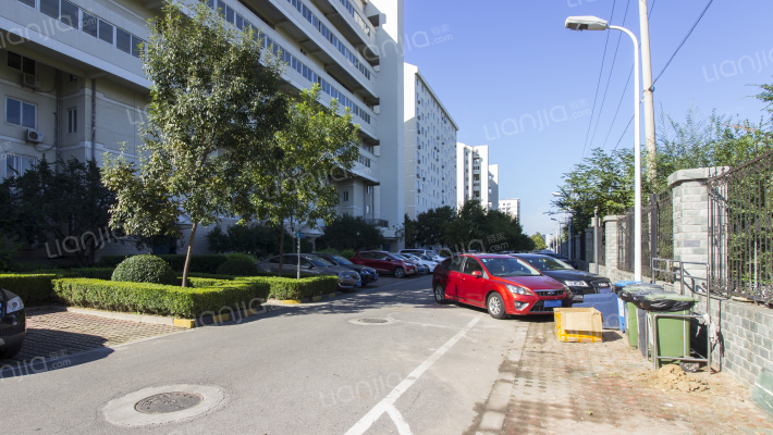 蓝星花园外景图