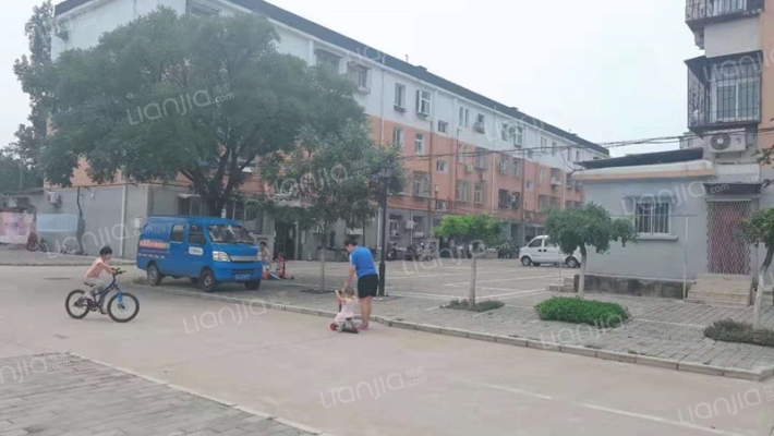 管厂宿舍外景图