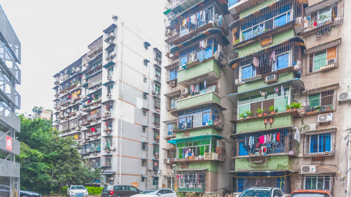花园小学教师住宅楼外景图