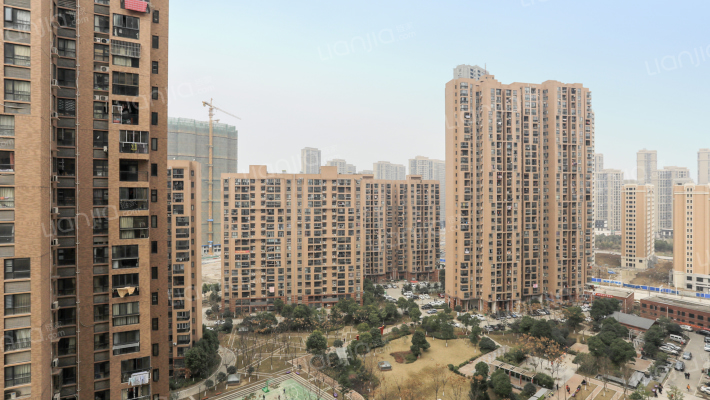 城开汉口秀园外景图